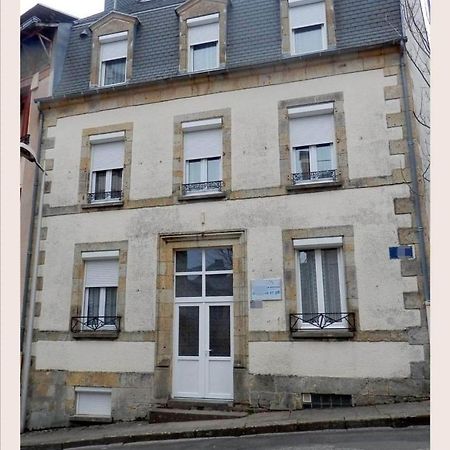 Le Nid Douillet Rustique Linge Fourni Apartment La Bourboule Exterior photo